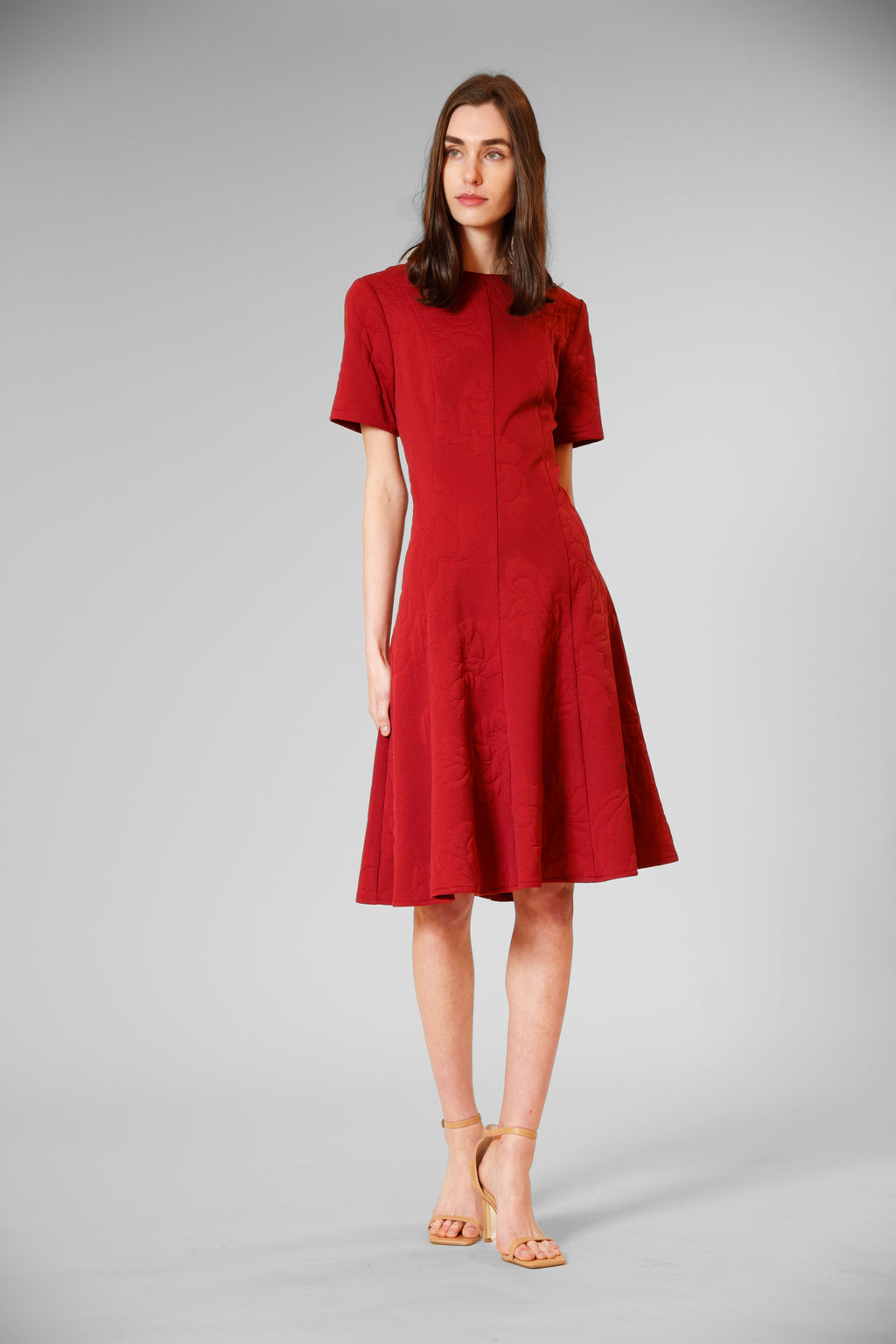 SHORT SLEEVED KNIT JACQUARD DRESS – JULIA JORDAN