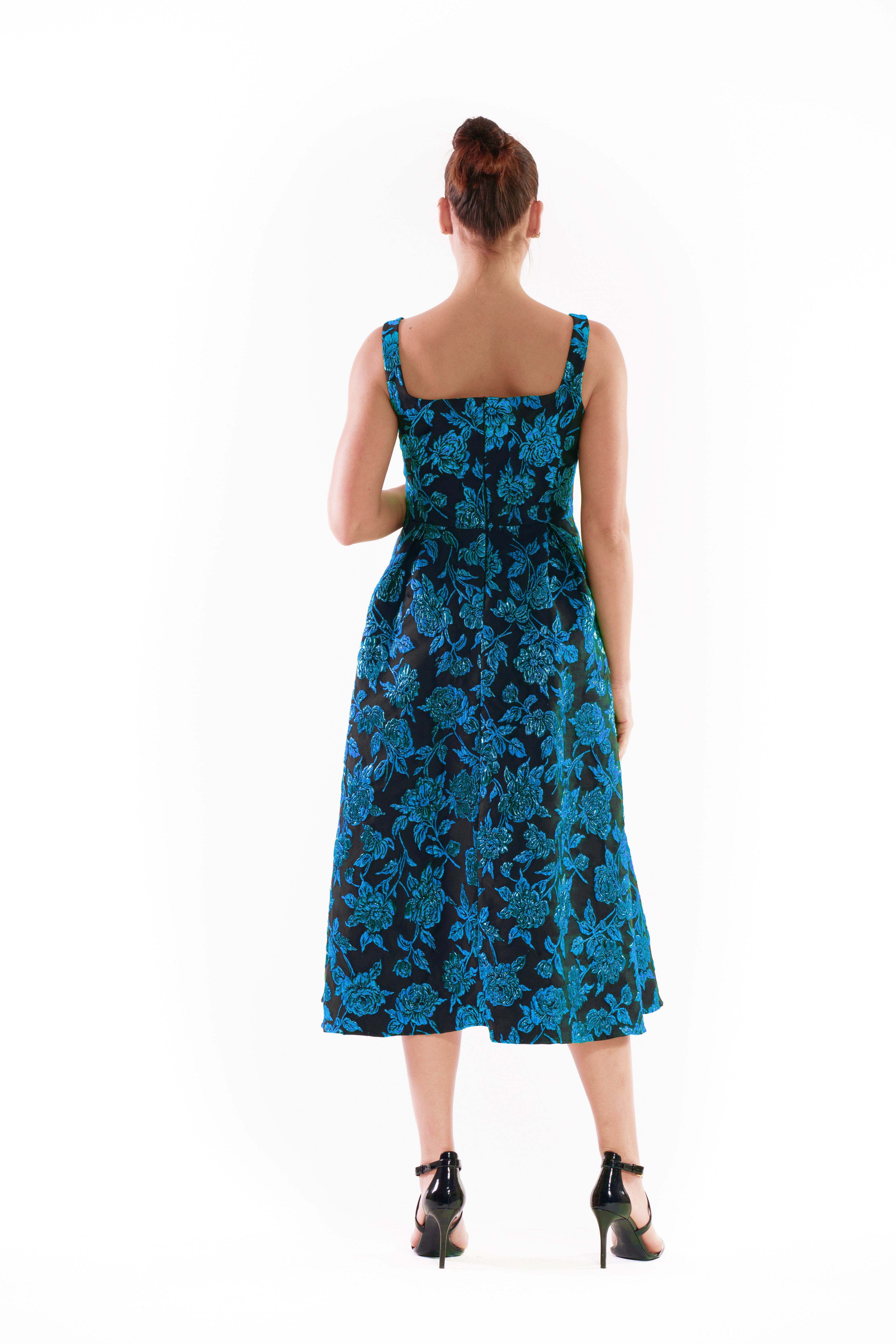 DONNA RICCO - SLEEVELESS SQUARE NECK EVENING DRESS JULIA JORDAN DONNA RICCO - SLEEVELESS SQUARE NECK EVENING DRESS JULIA JORDAN