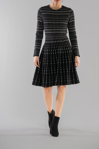 LONG SLEEVE SCOOP NECK SWEATER DRESS