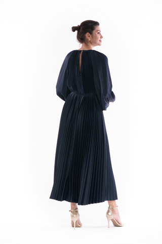 PLEATED LONG SLEEVE WAIST TIE MAXI DRESS