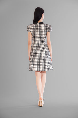 SHORT SLEEVE BOUCLE DRESS WITH COLLAR