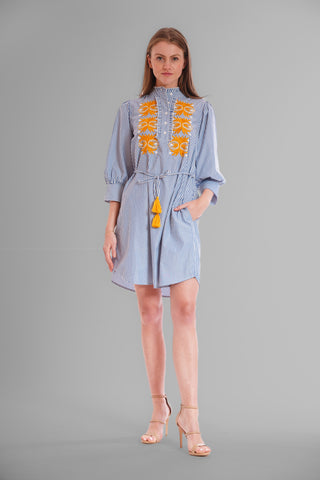 SHORT DRESS W TIE WAIST & EMB. DETAILING