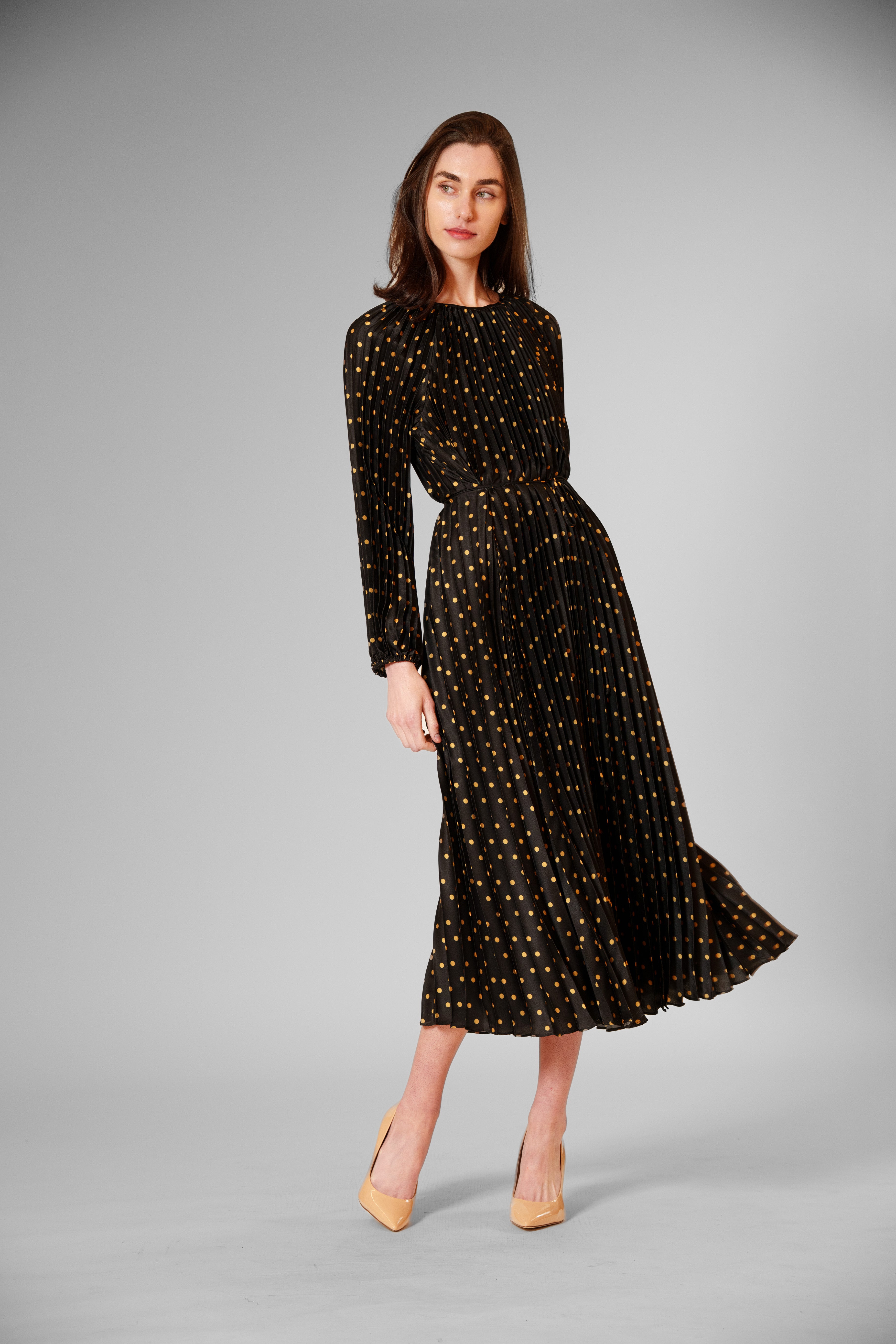 PLEATED LONG SLEEVE WAIST TIE MAXI DRESS JULIA JORDAN PLEATED LONG SLEEVE WAIST TIE MAXI DRESS JULIA JORDAN