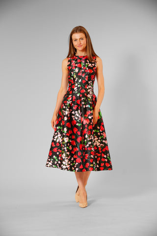 sleeveless scoop neck floral midi dress