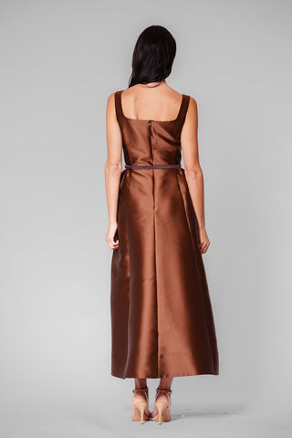 SLVLESS SQUARE NECK MIDI DRESS W VELVET BELT