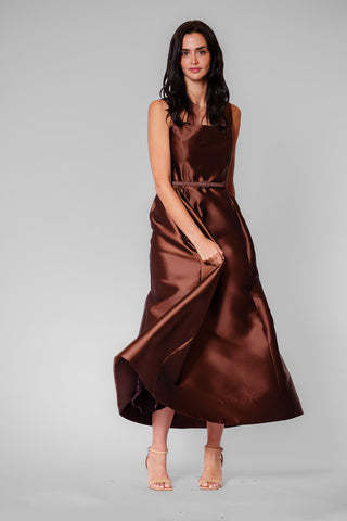 SLVLESS SQUARE NECK MIDI DRESS W VELVET BELT