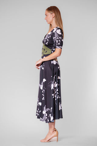 MIDI LENGTH SHORT SLV DRESS W CONTRAST PIECE